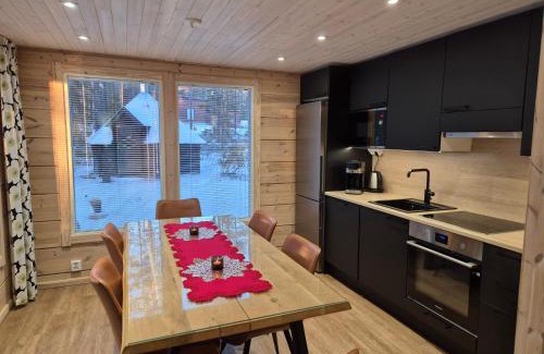 Pyhatunturi Ski Chalet | Pet-Friendly Holiday Home Villa Esteri with Top Guest Rating