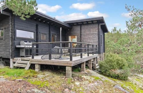 Kemionsaari House | Pet-Friendly Retreat at Holiday Home Villa Henry by Interhome