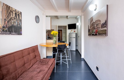 Sant'Isidoro House | Villa Gaudì - Vicens: Oceanfront Retreat with Free Wi-Fi