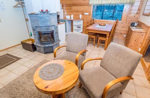 Kuusamo House | Pet-Friendly Retreat at Holiday Home Villa Kuukkeli