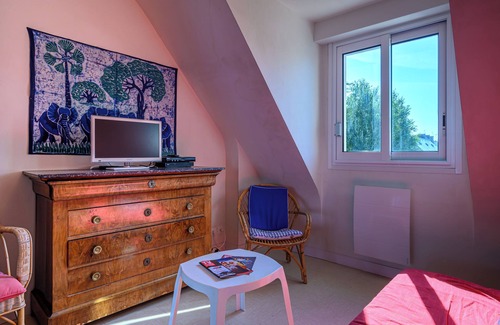 Loctudy House | Experience Villa les pieds dans l'eau with Oceanfront Bliss