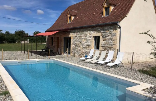 Quissac House | Relaxing Villa Quercynoise with Private Pool and Garden