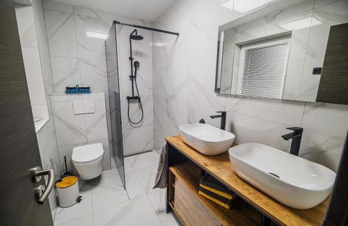 Terme Catez House | Holiday Home Villa Rio in Terme Čatež