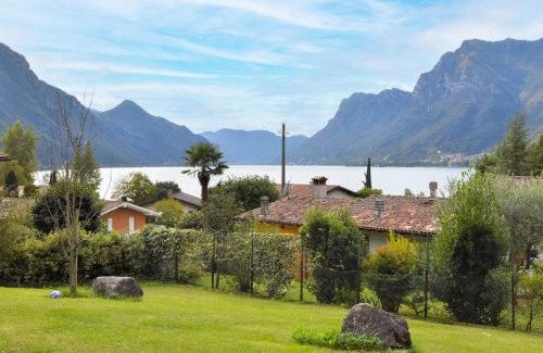 Vesta House | Pet Friendly Holiday Home Villa Vesta with Oceanfront Views