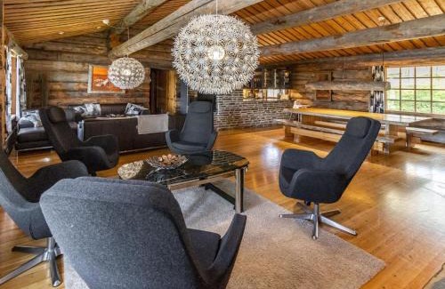 Kuusamo House | Family-Friendly Holiday Home Villihanhi with Pet Amenities