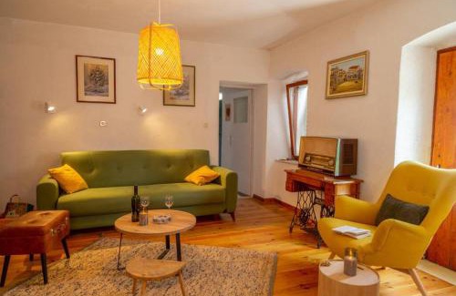 Cista Provo Villa | Pet-Friendly Holiday Home Vintage in Makarska
