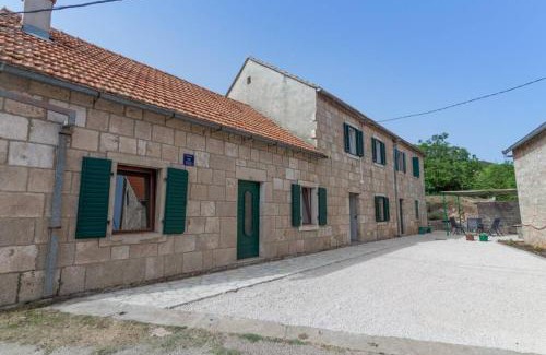 Cista Provo Villa | Pet-Friendly Holiday Home Vintage in Makarska