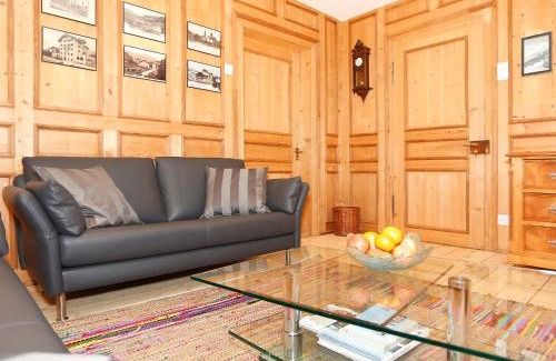 Parpan House | Experience Unmatched Comfort at Holiday Home von Capeller