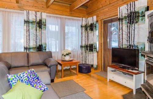Koli National Park House | Inviting Holiday Home Welhotar - 4 Star with Family Amenities