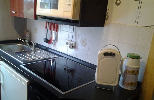 Neustadt House | Guest Rated 10/10 Holiday Home 'Werner' with Terrace & Wi-Fi