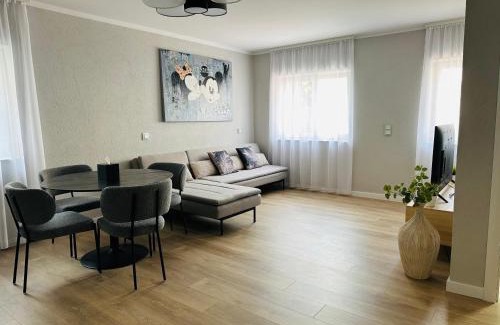 Biebrich Apartment | Family-Friendly Holiday Home Wiesbaden with Great Reviews