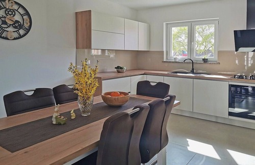 Bale House | Ideal 3-Bedroom Holiday Home in Bale Near Rovinj
