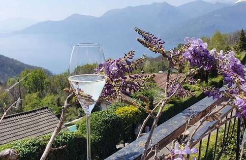 Agra House | Embrace Nature at Holiday Home on Lake Maggiore