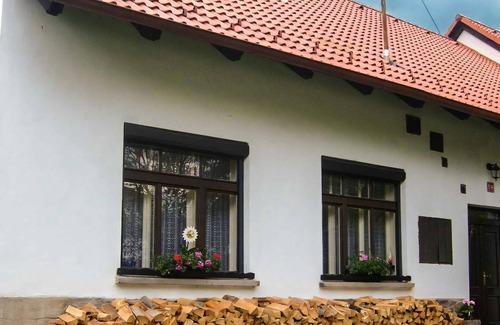 Kolinec House | Family-Friendly Holiday Home with Ocean View & Spa Access