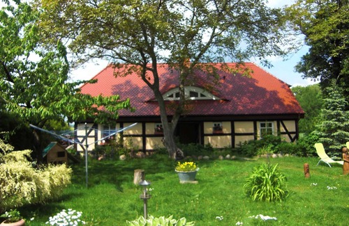Garz/Rugen House | Cozy Retreat with Fireplace, Ocean View & Pet-Friendly Comfort