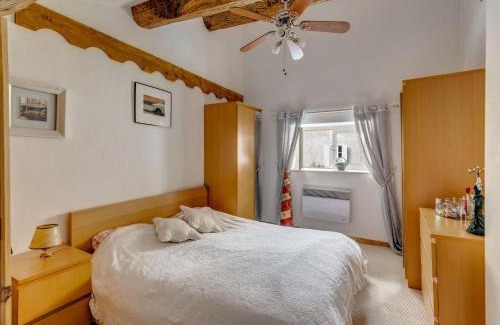 Cuxac-Cabardes House | Relaxing Holiday Home with Pool in Cuxac Cabardès