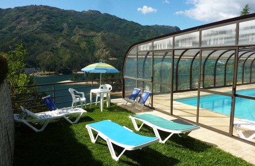 Vilar da Veiga Ski Chalet | Elegant Holiday Home with Pool and Mountain Views