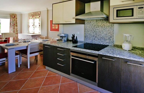 Castro Marim House | Inviting Holiday Home with Pool & Ocean View Awaits You