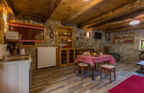 Polje House | Cozy Holiday Home with Terrace in Peaceful Location