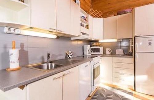 Yllasjarvi House | Family-Friendly Retreat at Ylläs-topin lomamaja 1