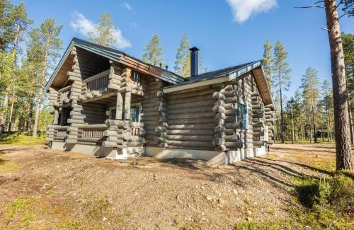 Yllas House | Family-Friendly Holiday Home Ylläsmaisema 2 with Hot Tub