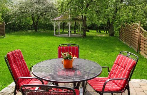 Woldegk House | Welcoming Holiday Home Zum Katzengrund I for Families & Pets