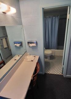 Sonora Hotel | Budget-Friendly Retreat at Holiday Host Motel & RV Park
