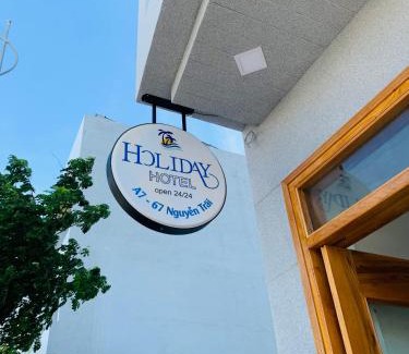 Phan Thiet Hotel | Guest Rated: Holiday Hotel with Family-Friendly Amenities