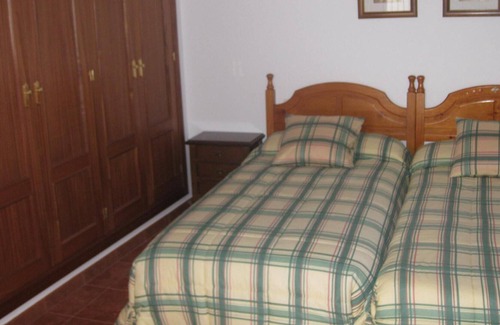 Cuevas del Becerro House | Holiday house Cuevas del Becerro for 2 - 8 persons with 4 bedrooms - Row house