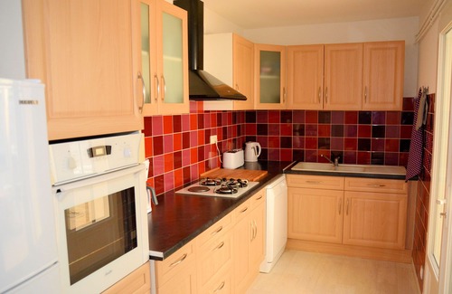 Camaret-sur-Aigues House | Air-Conditioned Holiday House in Provence with Private Pool