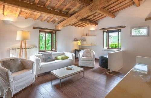 SantʼAngelo in Vado House | Holiday house Sant'Angelo in Vado for 1 - 20 persons with 10 bedrooms - Holiday home