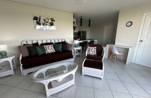 Maho Apartment | Inviting 2-Bedroom Apartment at Sapphire Club Beach Resort