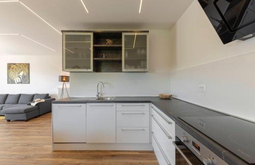 Zalec House | Experience Holiday House Žalec: 4-Star Oceanfront Getaway