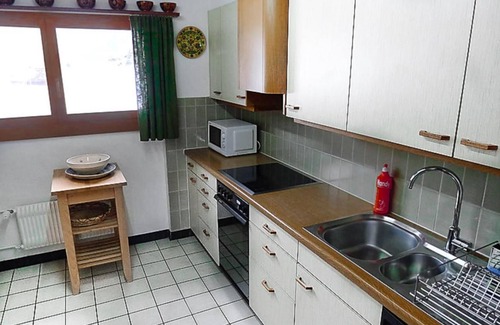 Aeschi bei Spiez Ski Chalet | Spacious Holiday House Aeschi b. Spiez for Large Groups