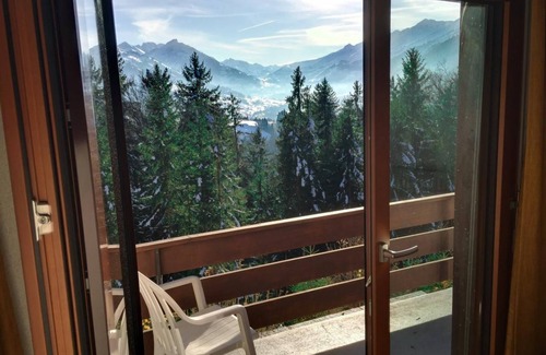 Aeschi bei Spiez Ski Chalet | Spacious Holiday House Aeschi b. Spiez for Large Groups