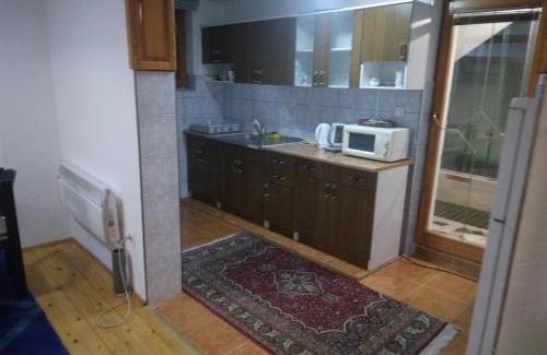 Hadzici House | Family-Friendly Holiday House Afan with Pet Amenities