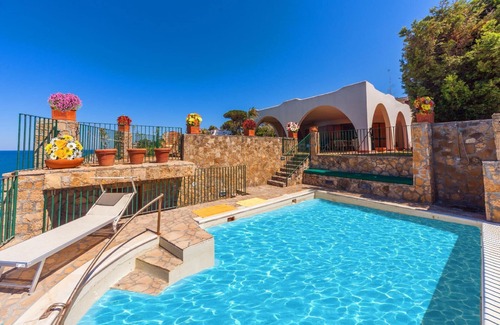 Costa Saracena-Castelluccio House | Spacious Holiday House Augusta for Unforgettable Getaways