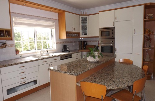 Pata de Cima House | Inviting Holiday House Loulé with Private Pool for Families