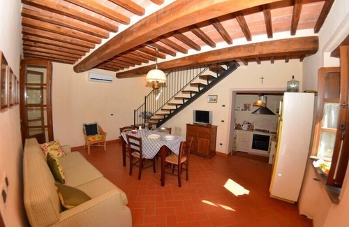 Cascine-La Croce House | Cozy Holiday House Buti with Ocean View & Private Pool