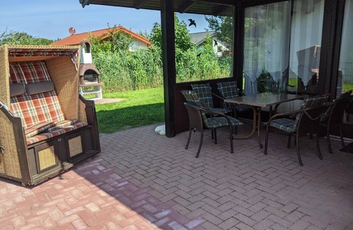 Großwurden House | Cozy Holiday House Butjadingen with Ocean View & Kitchen
