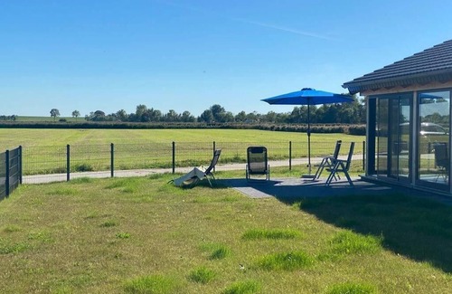 Butjadingen House | Family Retreat at Holiday House Butjadingen for 6 Guests