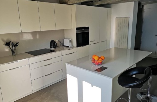 Caviano House | Cozy Holiday House Caviano for Families and Pets