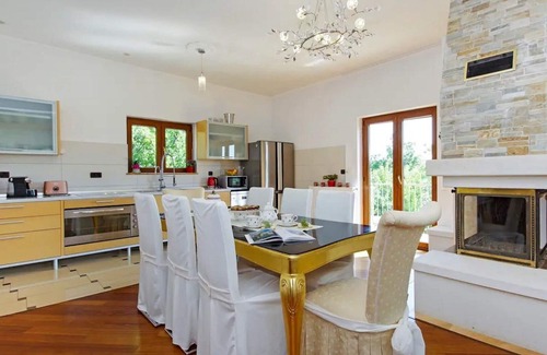 Cista Provo House | Spacious Holiday House in Cista Provo for 10 Guests