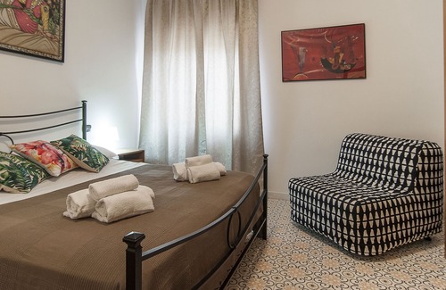 Sperlonga Apartment | Beachfront Holiday House Colombo with Exclusive Terrace
