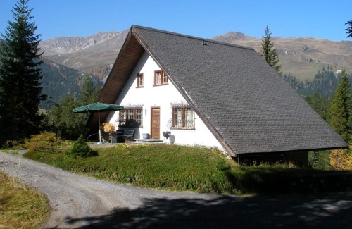 Wolfgang Ski Chalet | Cozy Holiday House Davos Wolfgang for Family Getaways