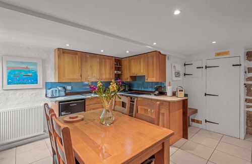 Lower Trengale House | Cozy Holiday House Draynes for Up to 4 Guests