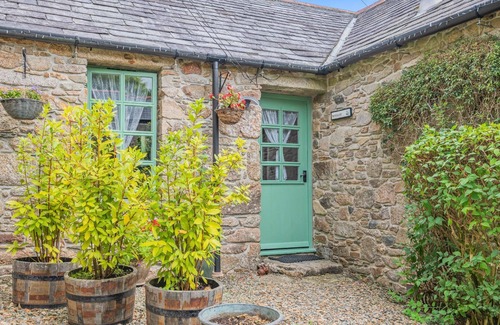 Lower Trengale House | Cozy Draynes Holiday House for a Perfect Getaway