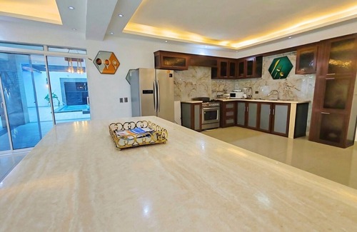 La Caleta House | Elegant Elpapi Holiday House: Steps from Las América Airport