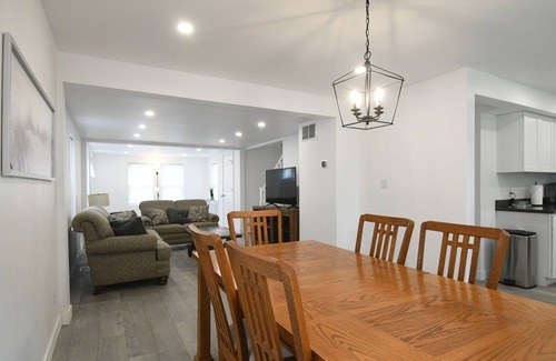Michigan City House | Pet-Friendly Holiday House: Minutes from Everything!