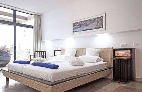 Las Playitas House | Cozy Holiday House Giniginamar with Private Pool for 5